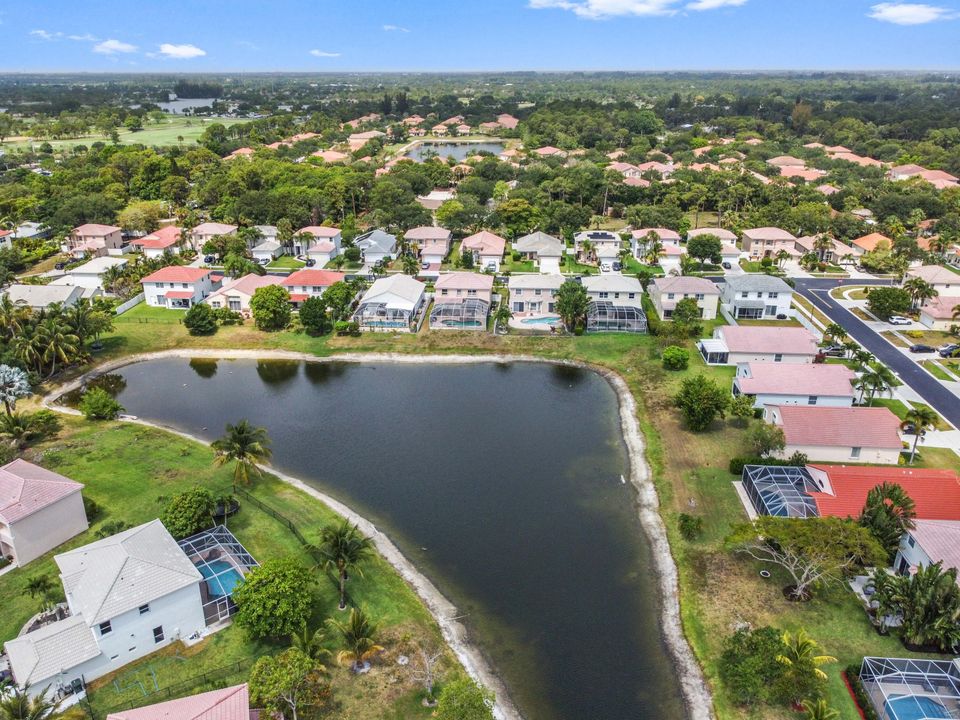 Active With Contract: $649,900 (4 beds, 3 baths, 2414 Square Feet)