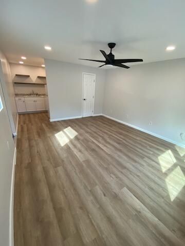 Active With Contract: $1,500 (0 beds, 1 baths, 200 Square Feet)