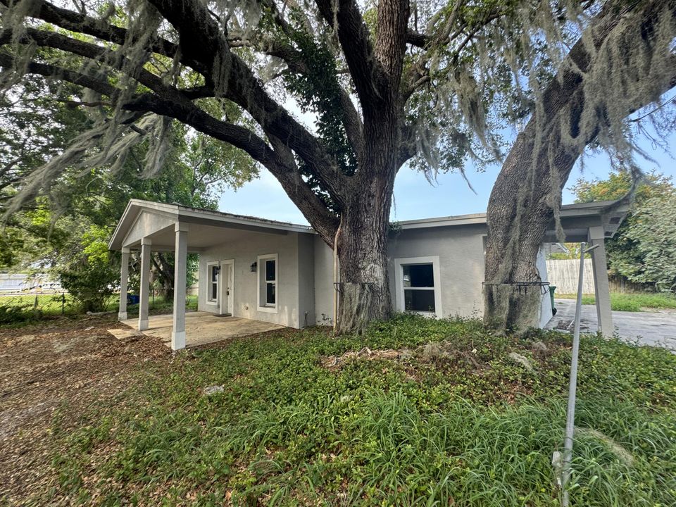 For Sale: $339,000 (4 beds, 2 baths, 1760 Square Feet)
