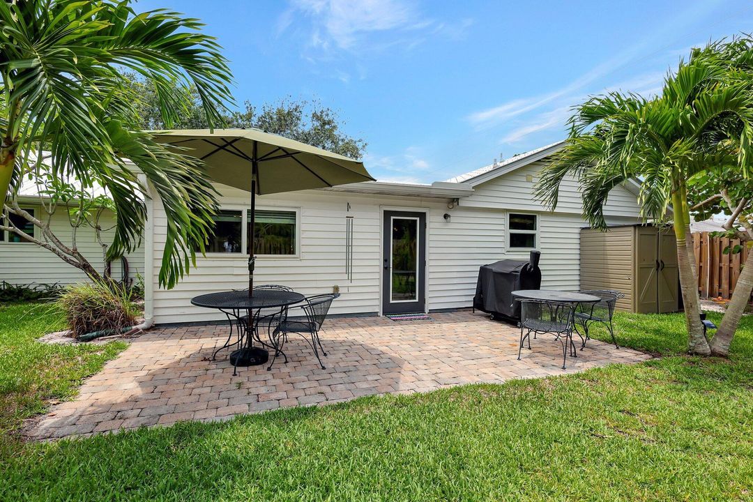 For Sale: $455,000 (3 beds, 2 baths, 1575 Square Feet)