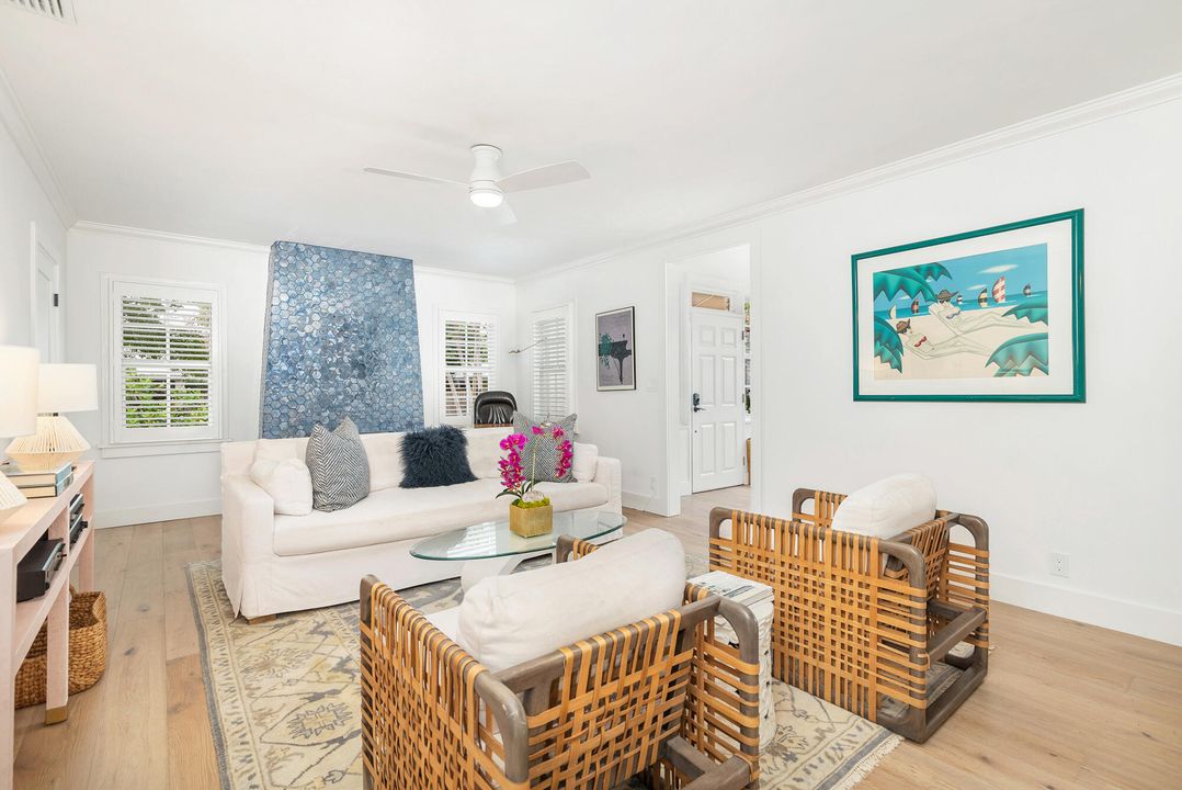 Active With Contract: $1,149,000 (3 beds, 2 baths, 1548 Square Feet)