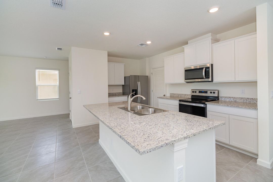 For Sale: $399,990 (4 beds, 2 baths, 2260 Square Feet)