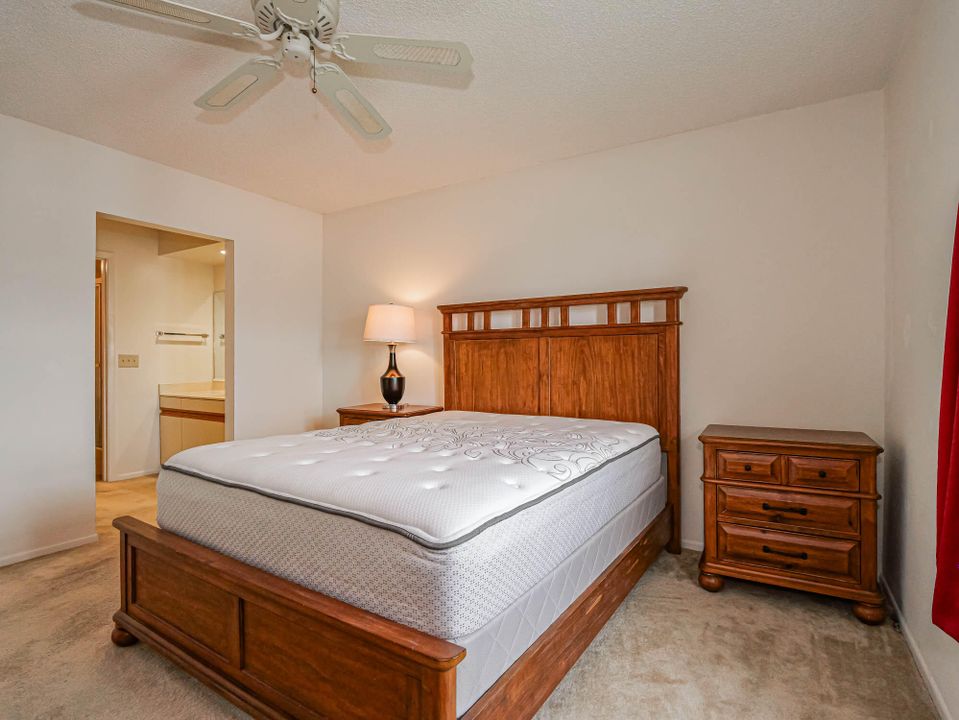 For Sale: $209,000 (2 beds, 2 baths, 1188 Square Feet)