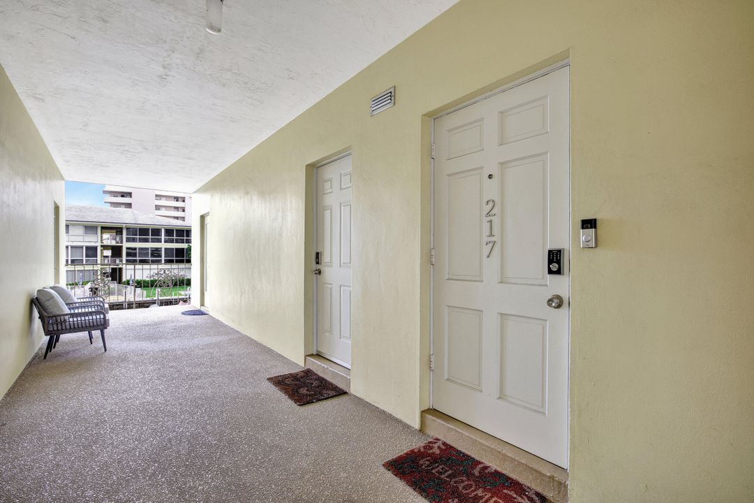 For Rent: $4,000 (2 beds, 2 baths, 1720 Square Feet)