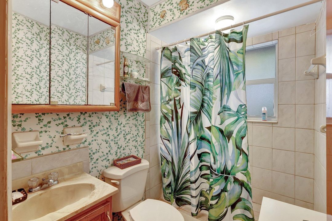 待售: $450,000 (3 贝兹, 2 浴室, 1698 平方英尺)