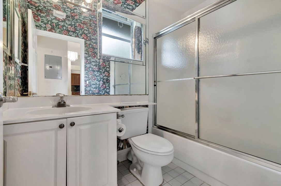 For Sale: $369,900 (3 beds, 2 baths, 1722 Square Feet)