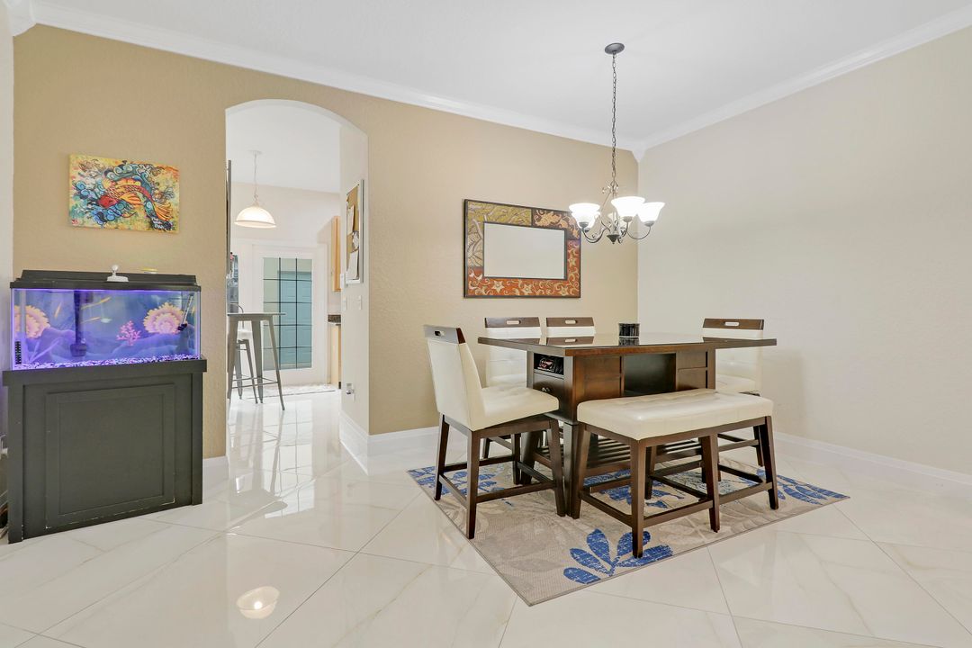 Active With Contract: $3,500 (3 beds, 2 baths, 1668 Square Feet)