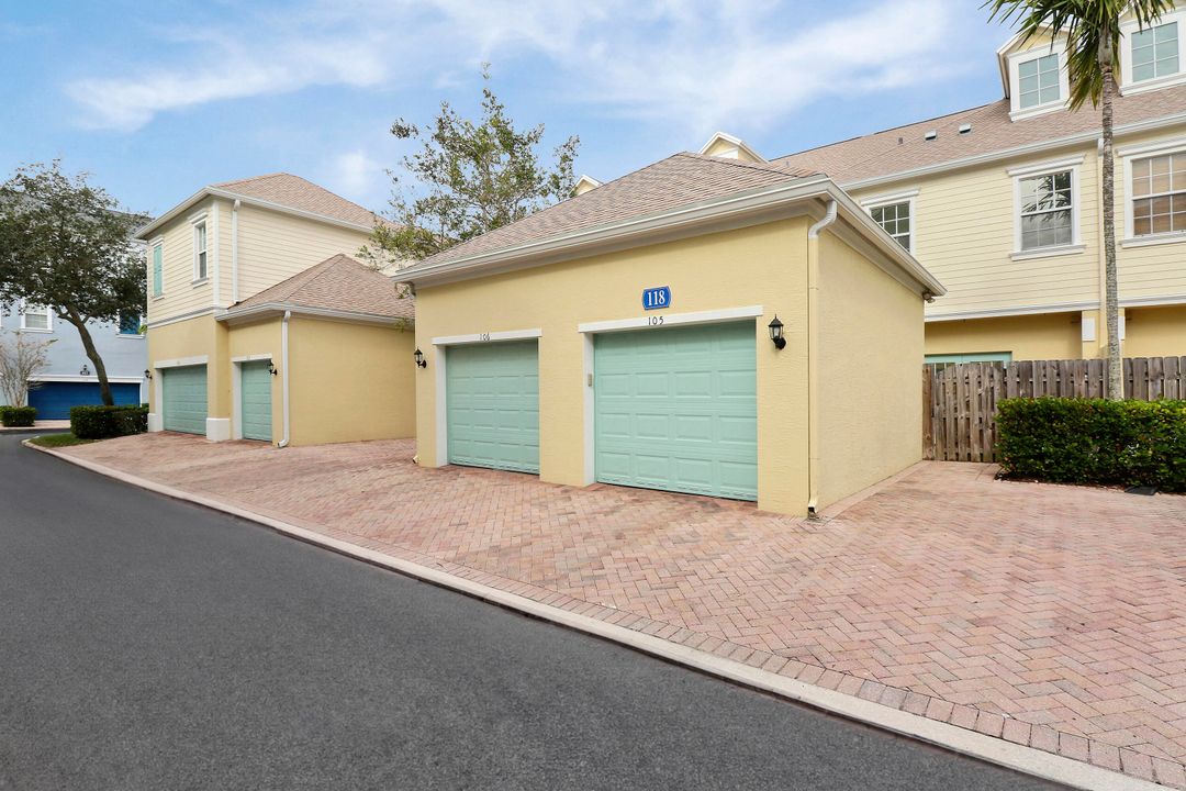 Active With Contract: $3,500 (3 beds, 2 baths, 1668 Square Feet)