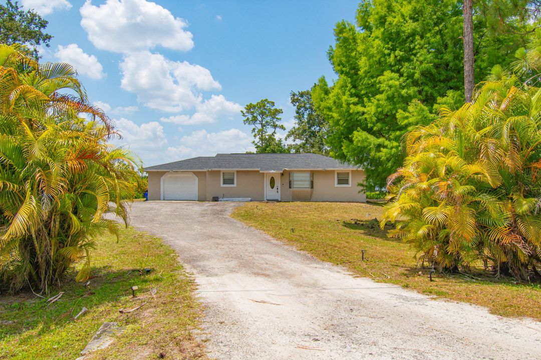 Active With Contract: $469,900 (3 beds, 2 baths, 1040 Square Feet)