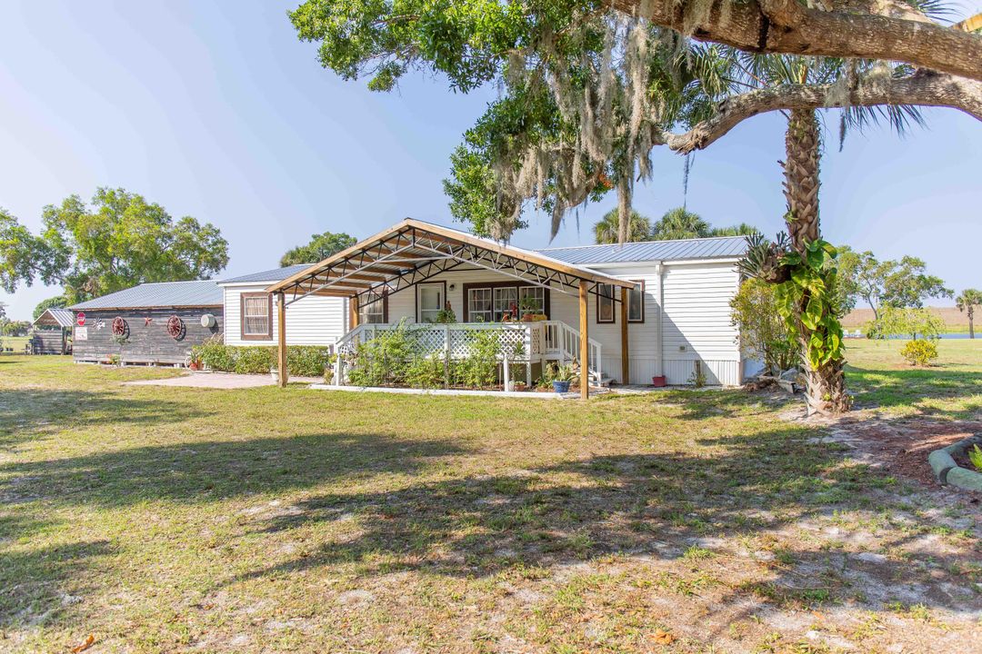 For Sale: $459,000 (3 beds, 2 baths, 1647 Square Feet)