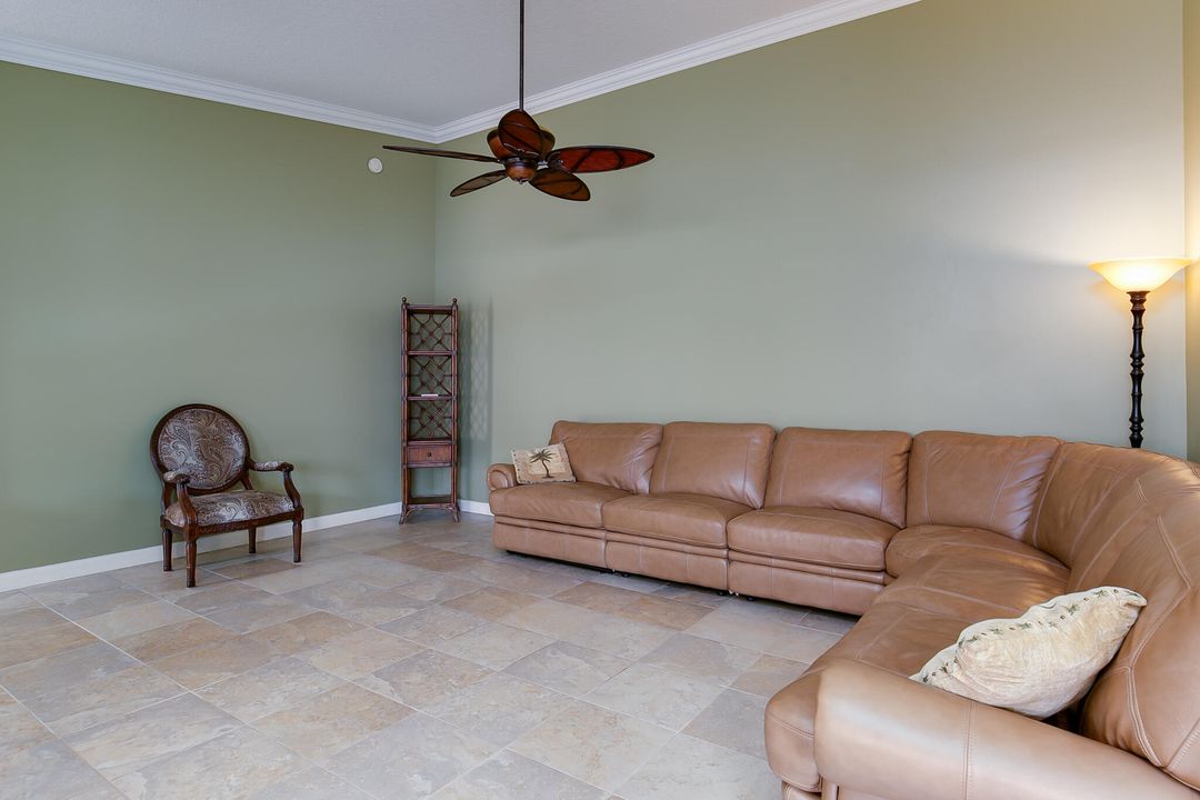 For Sale: $379,900 (2 beds, 2 baths, 1680 Square Feet)