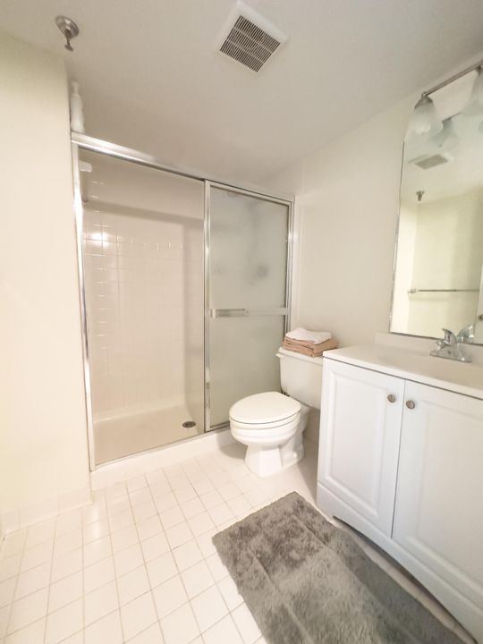 For Sale: $224,000 (2 beds, 2 baths, 1029 Square Feet)