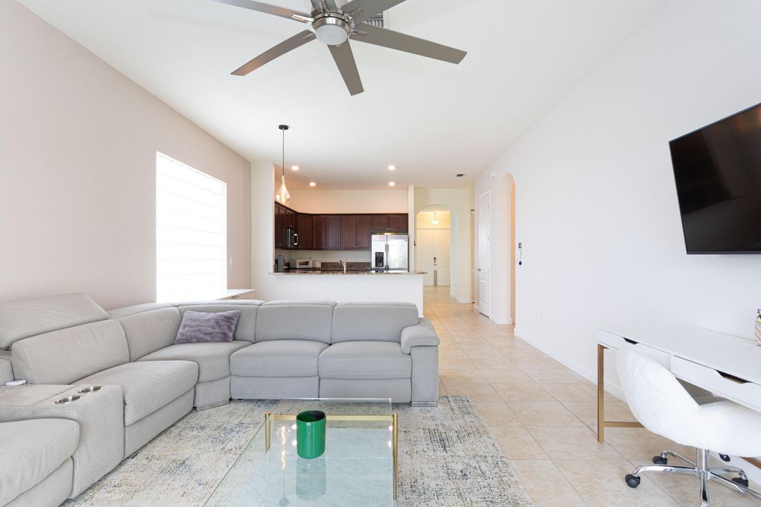 For Sale: $749,000 (3 beds, 2 baths, 2049 Square Feet)