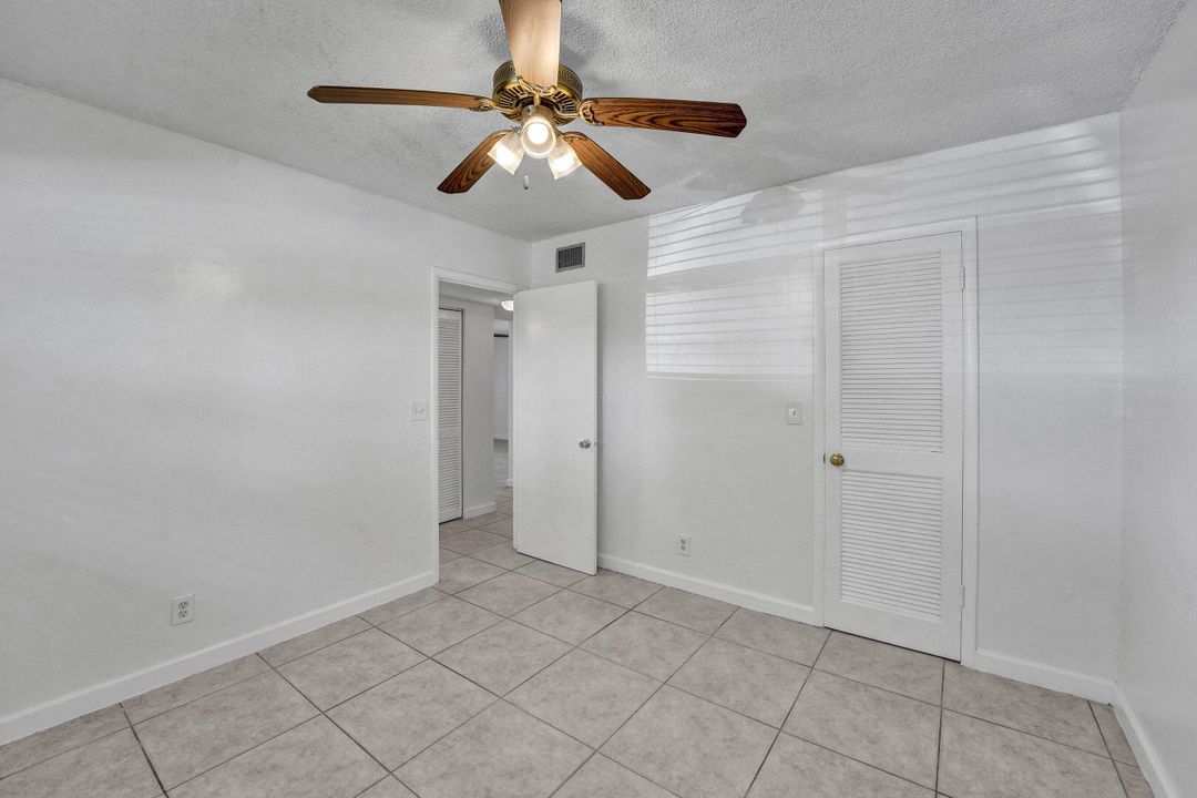 Active With Contract: $1,800 (2 beds, 1 baths, 840 Square Feet)