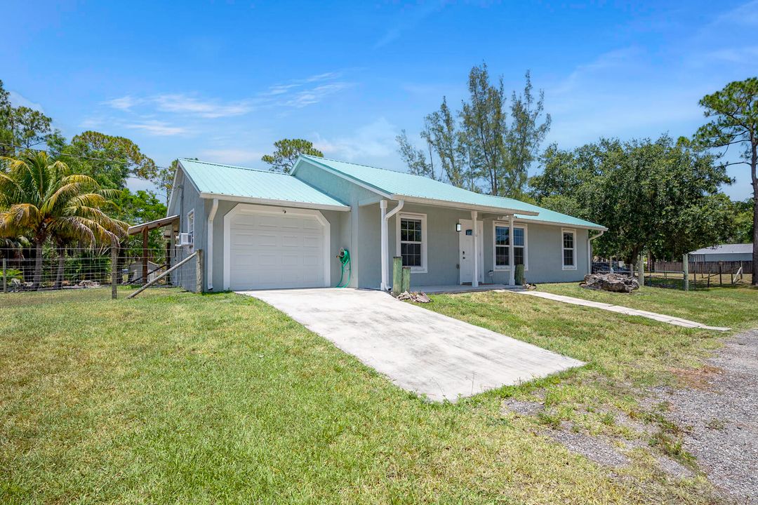 For Sale: $540,000 (3 beds, 2 baths, 1176 Square Feet)