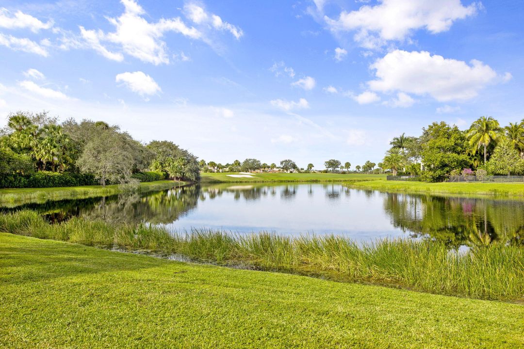 For Sale: $3,995,000 (3 beds, 3 baths, 3821 Square Feet)