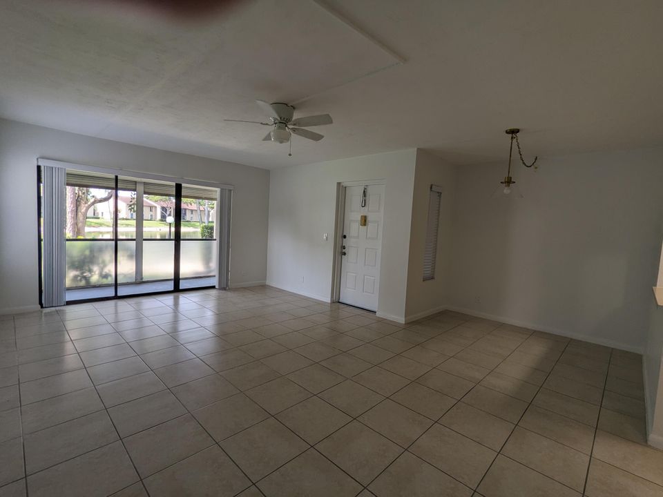 Active With Contract: $2,300 (3 beds, 2 baths, 1254 Square Feet)