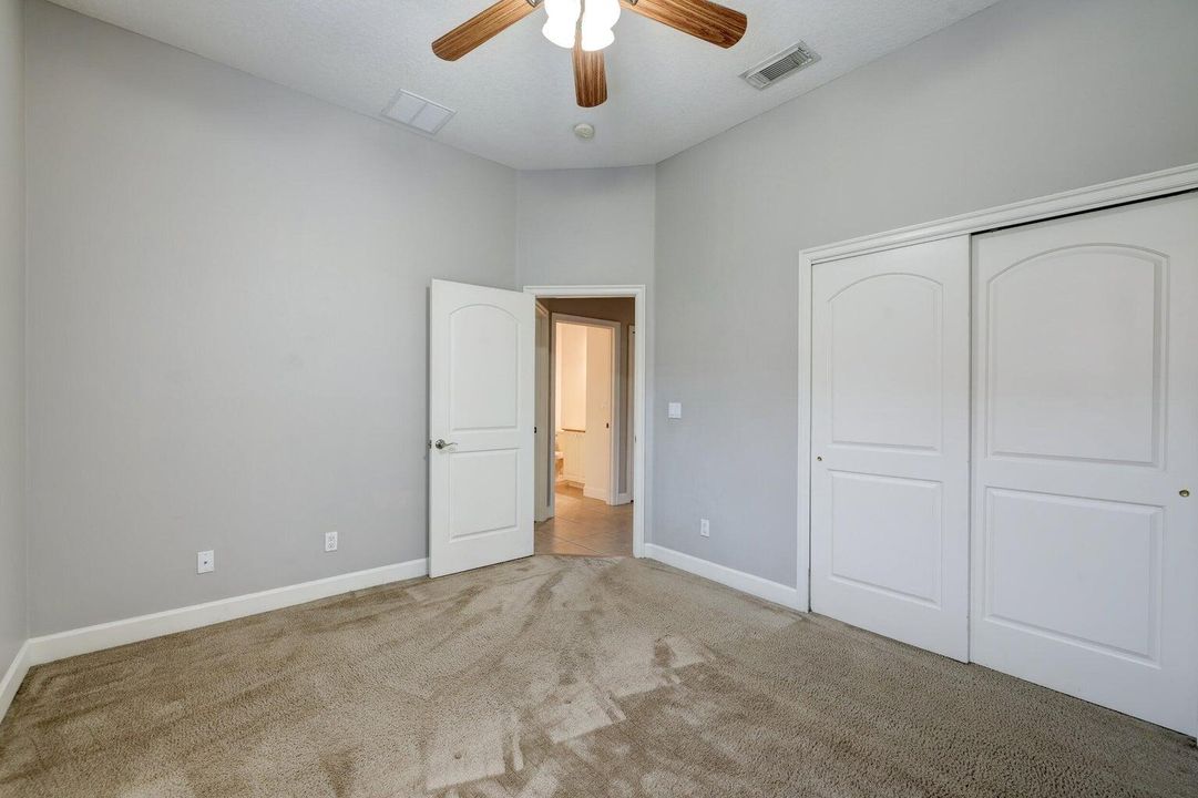 Active With Contract: $2,800 (3 beds, 2 baths, 2388 Square Feet)