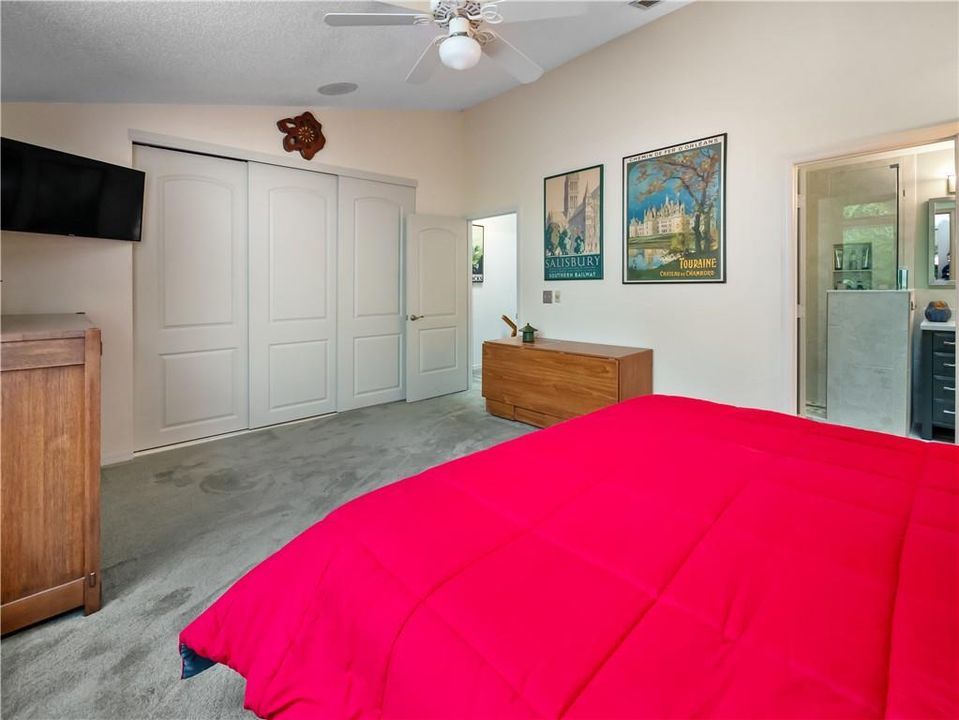 For Sale: $449,000 (2 beds, 2 baths, 1665 Square Feet)