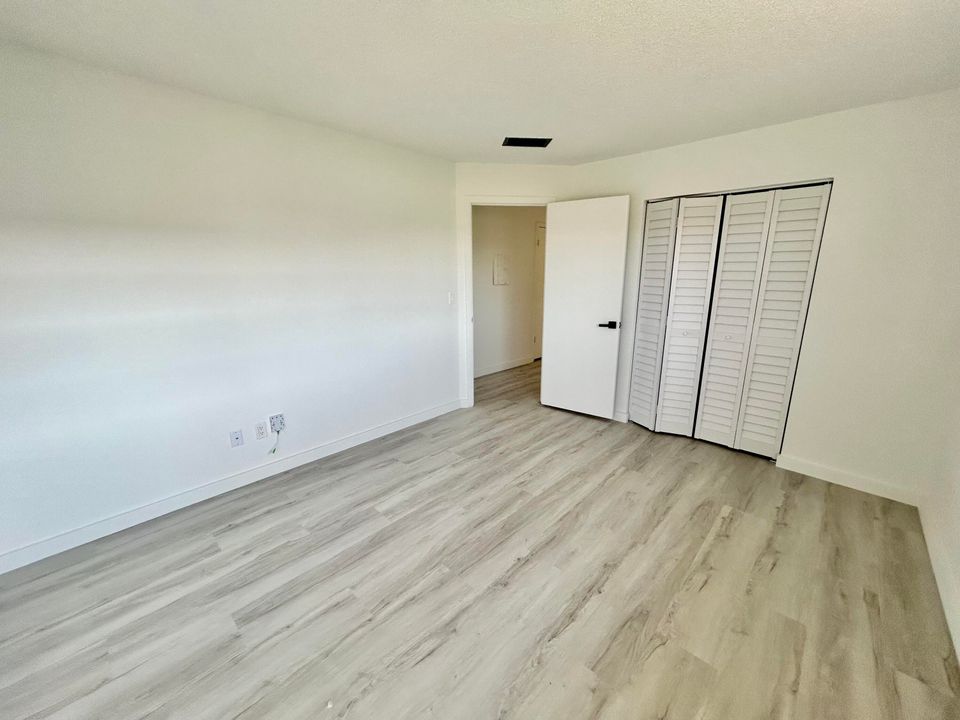 For Rent: $1,500 (2 beds, 2 baths, 1000 Square Feet)