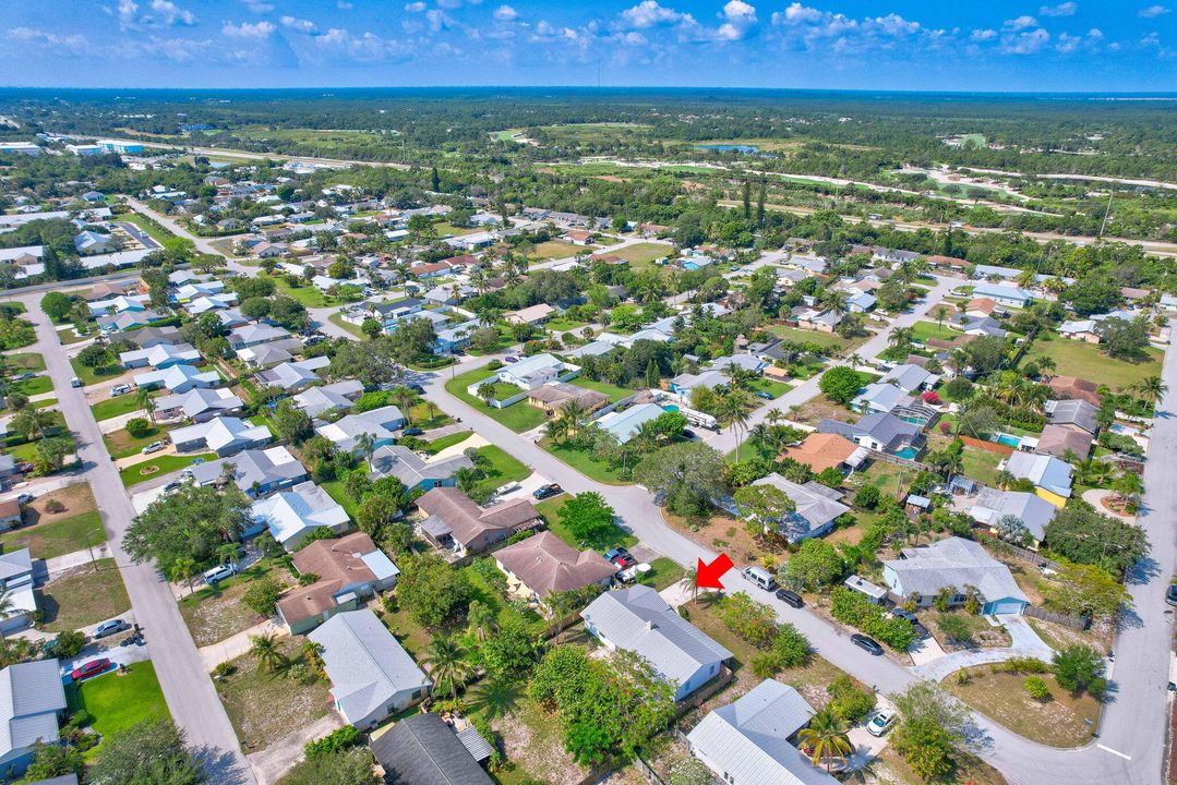 For Sale: $479,000 (4 beds, 2 baths, 1428 Square Feet)