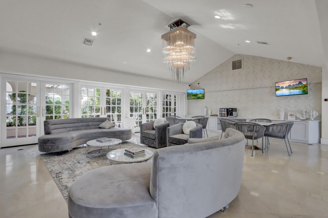 For Sale: $1,499,000 (4 beds, 4 baths, 3091 Square Feet)