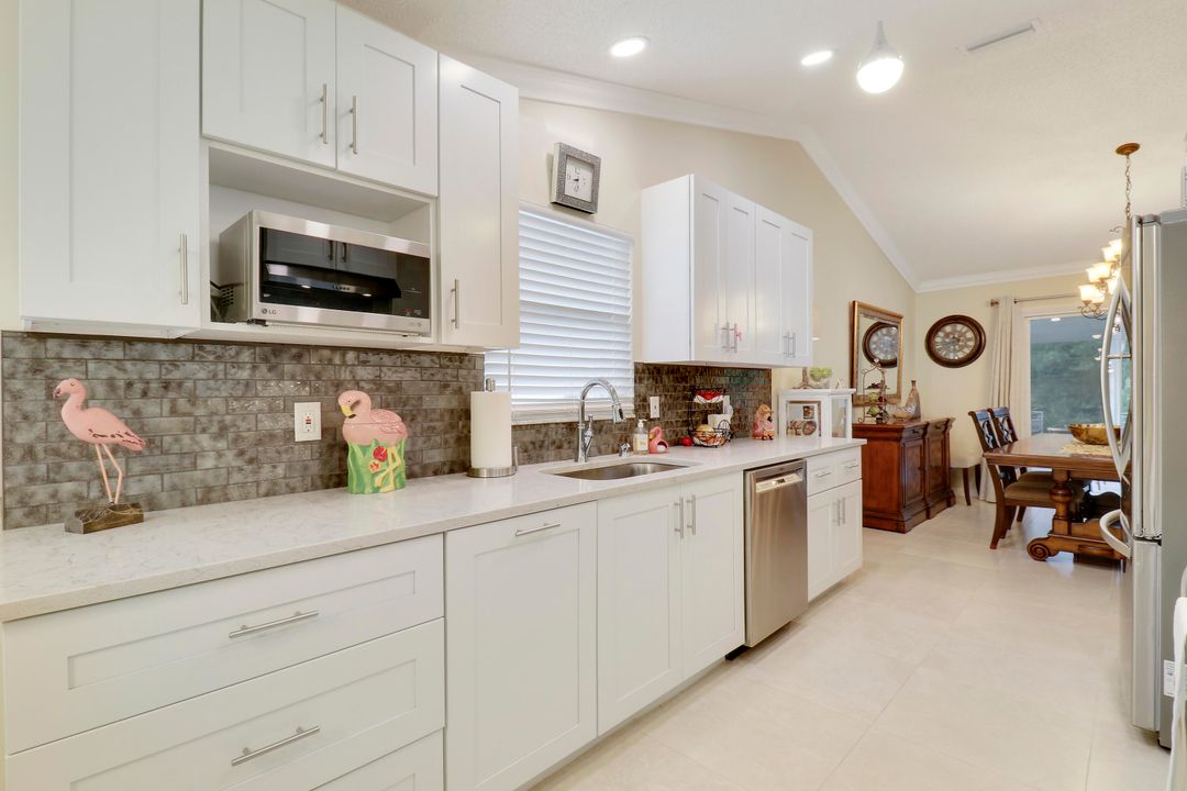 For Sale: $448,500 (3 beds, 2 baths, 1544 Square Feet)