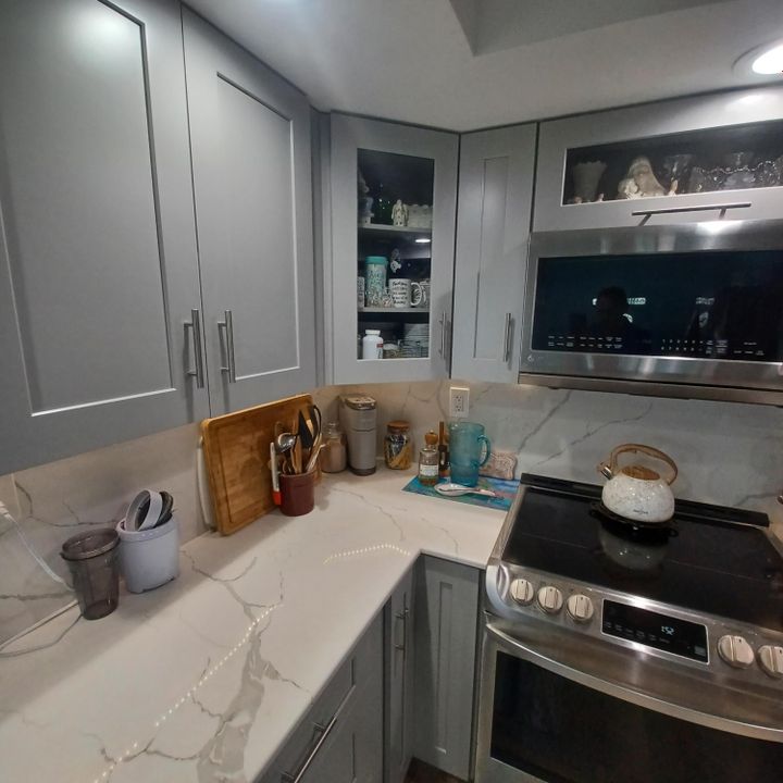 En Venta: $260,000 (2 camas, 2 baños, 910 Pies cuadrados)