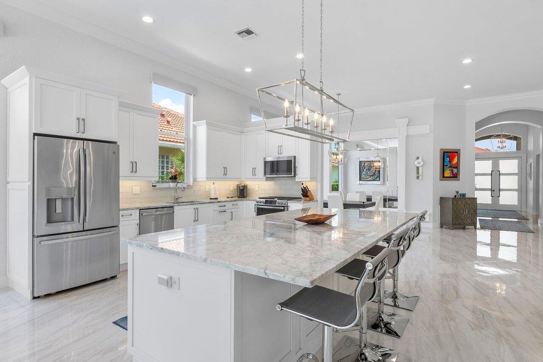 Active With Contract: $2,299,000 (3 beds, 3 baths, 3162 Square Feet)