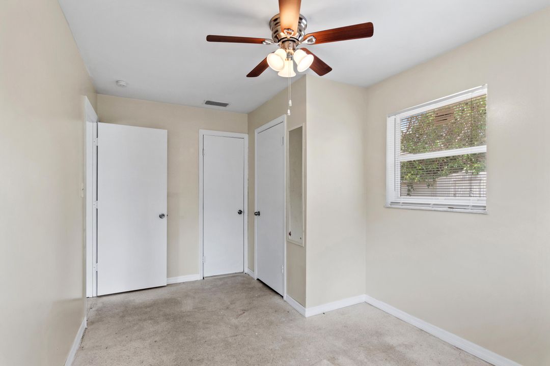 Active With Contract: $1,995 (4 beds, 2 baths, 1498 Square Feet)