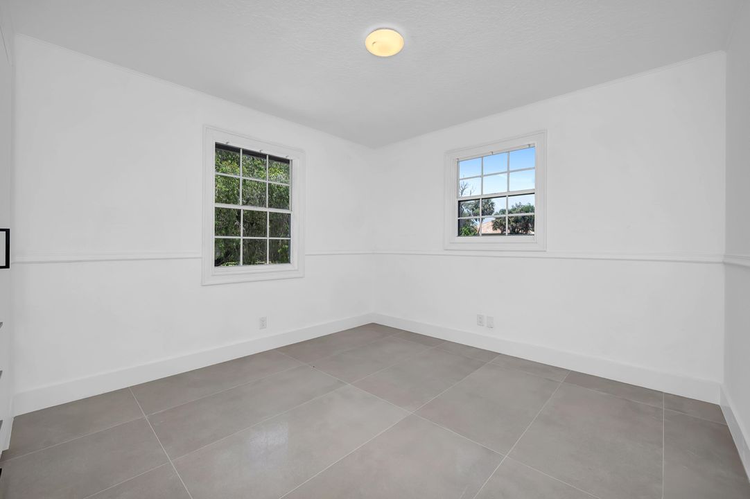For Sale: $699,900 (3 beds, 2 baths, 1248 Square Feet)