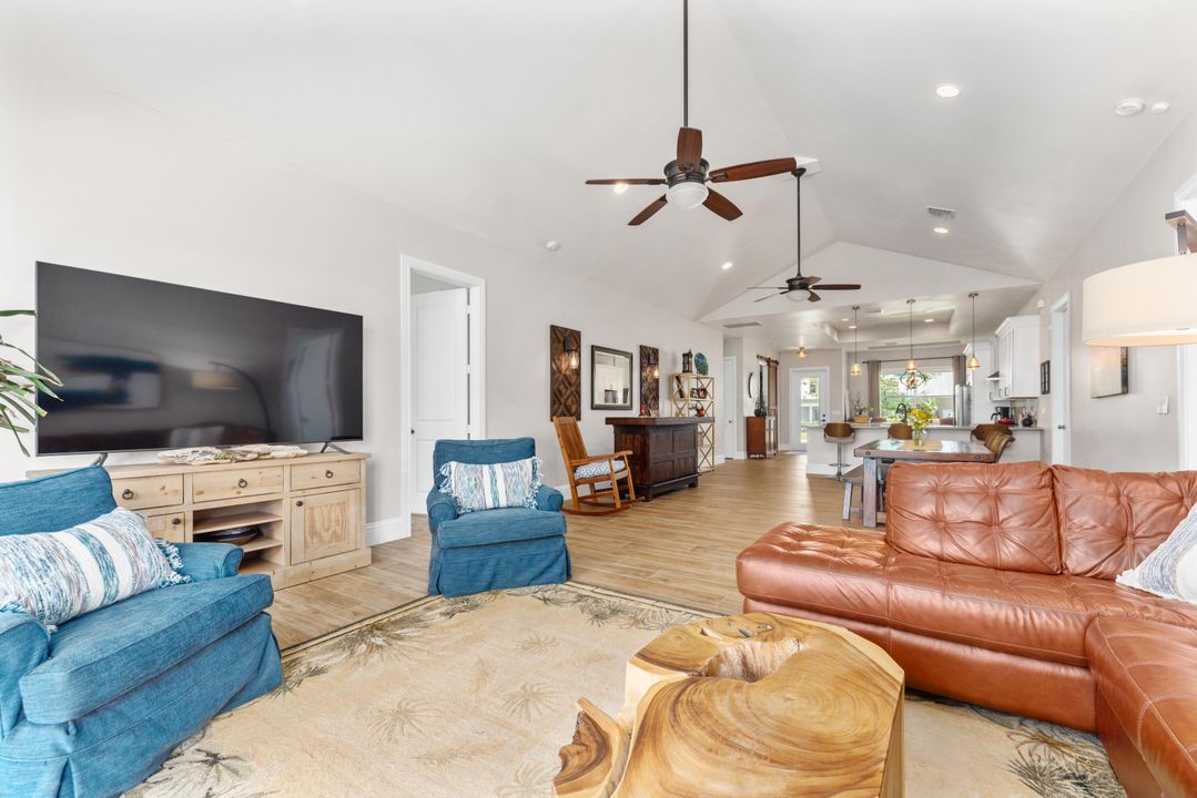 Active With Contract: $799,000 (4 beds, 3 baths, 2452 Square Feet)