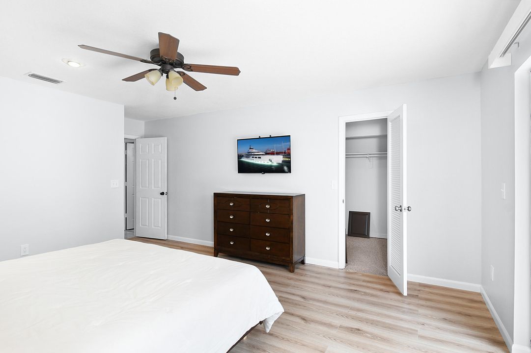 Active With Contract: $445,000 (3 beds, 2 baths, 2088 Square Feet)