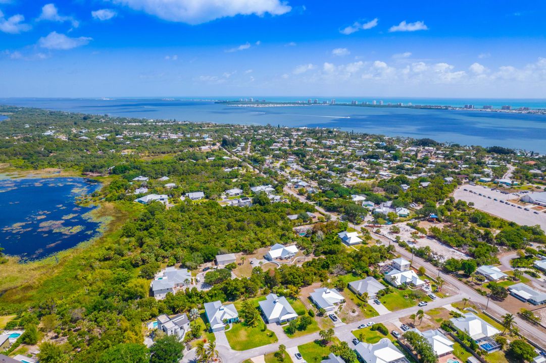 Active With Contract: $799,000 (4 beds, 3 baths, 2452 Square Feet)