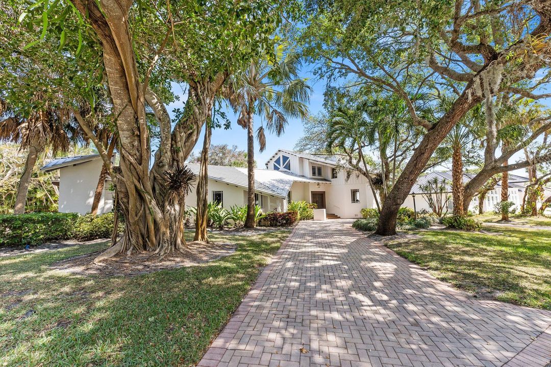 Recently Sold: $1,495,888 (3 beds, 3 baths, 3706 Square Feet)