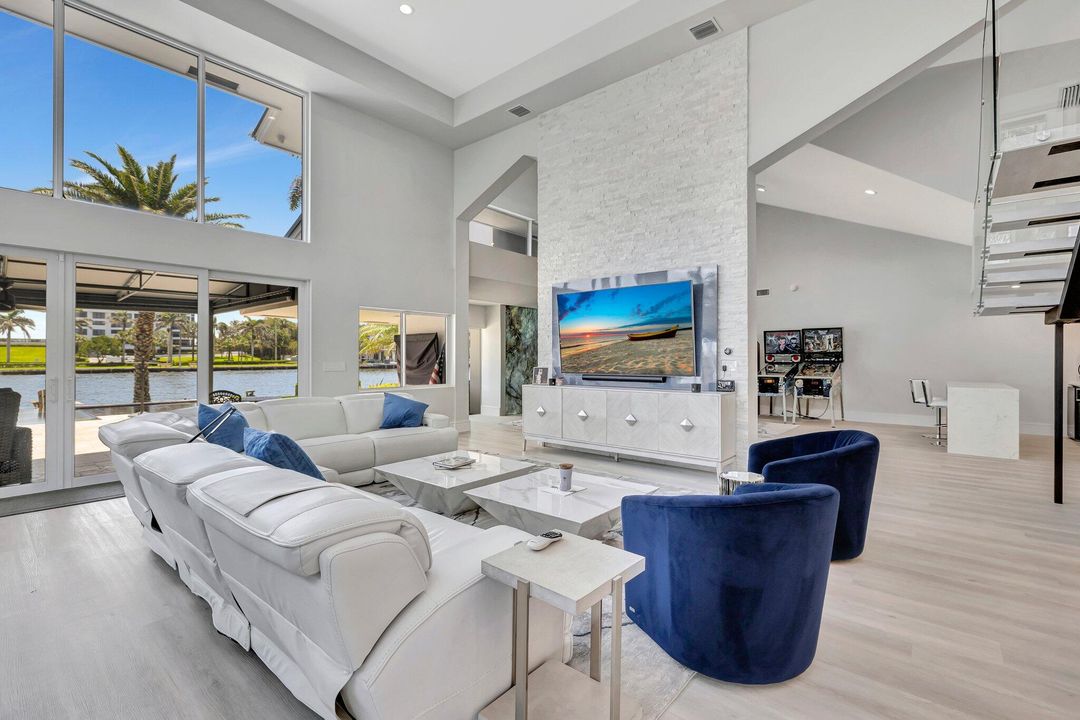 For Sale: $9,995,000 (4 beds, 4 baths, 5046 Square Feet)