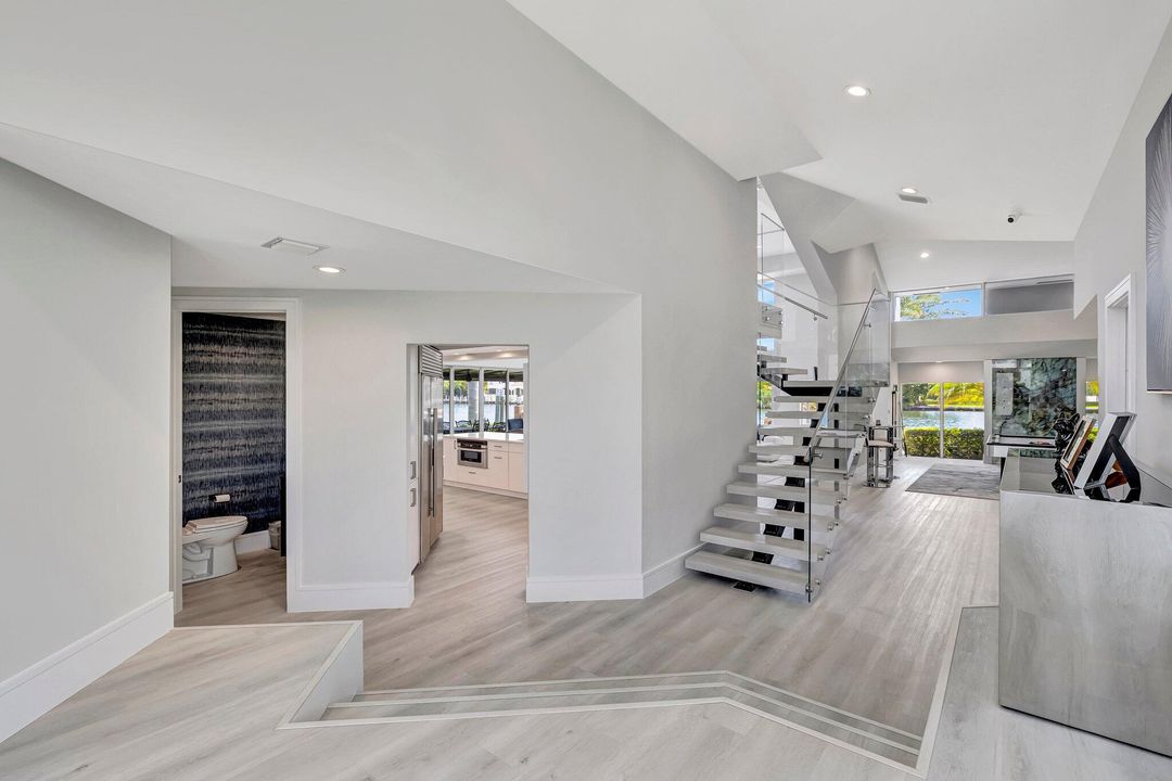 For Sale: $9,995,000 (4 beds, 4 baths, 5046 Square Feet)