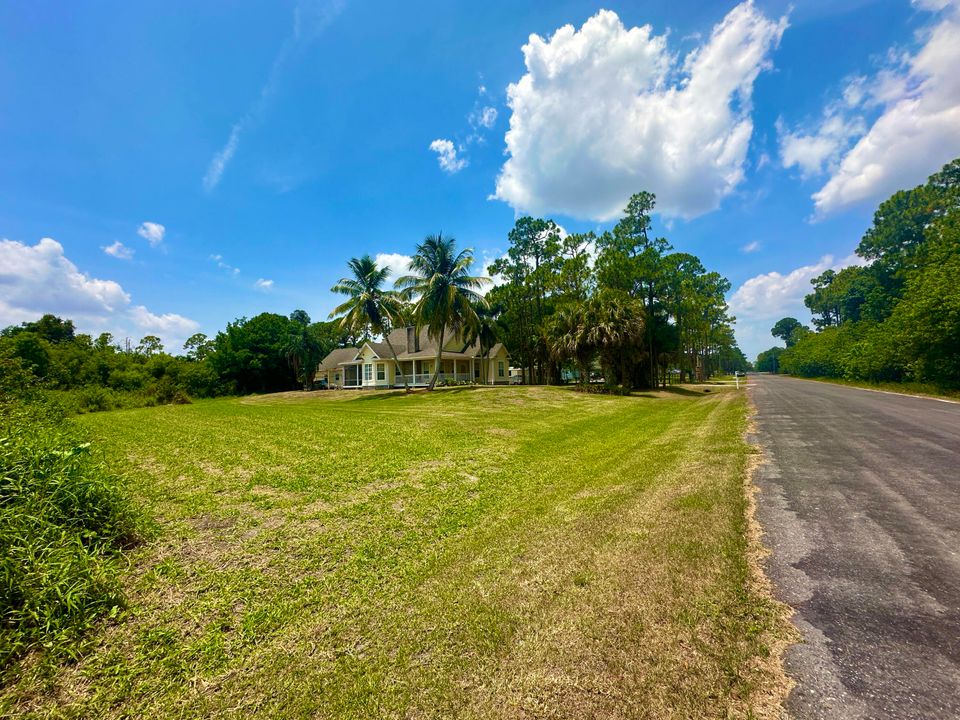 Active With Contract: $599,000 (3 beds, 2 baths, 1903 Square Feet)