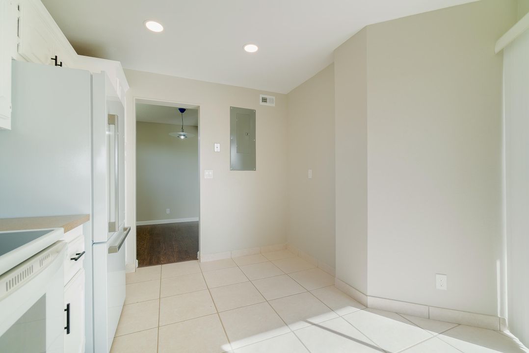 For Sale: $180,000 (2 beds, 2 baths, 1130 Square Feet)
