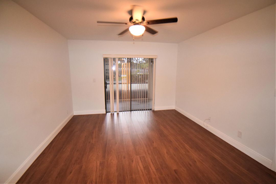 Active With Contract: $1,900 (2 beds, 2 baths, 1046 Square Feet)