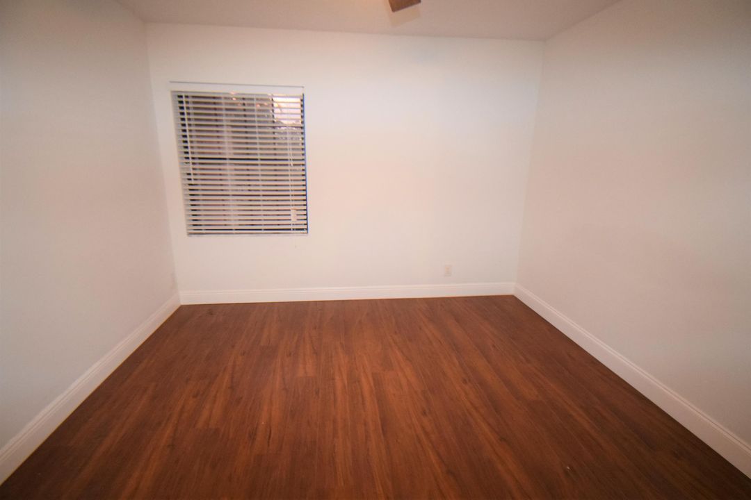 Active With Contract: $1,900 (2 beds, 2 baths, 1046 Square Feet)