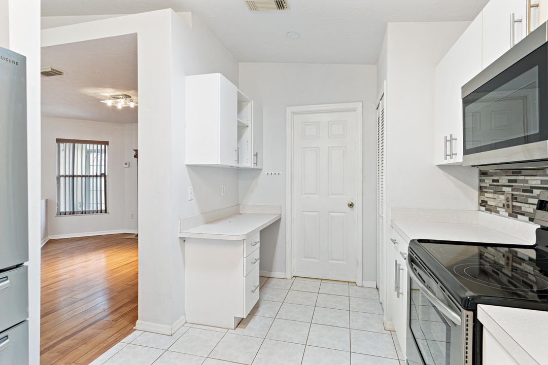 For Sale: $170,000 (3 beds, 2 baths, 1714 Square Feet)