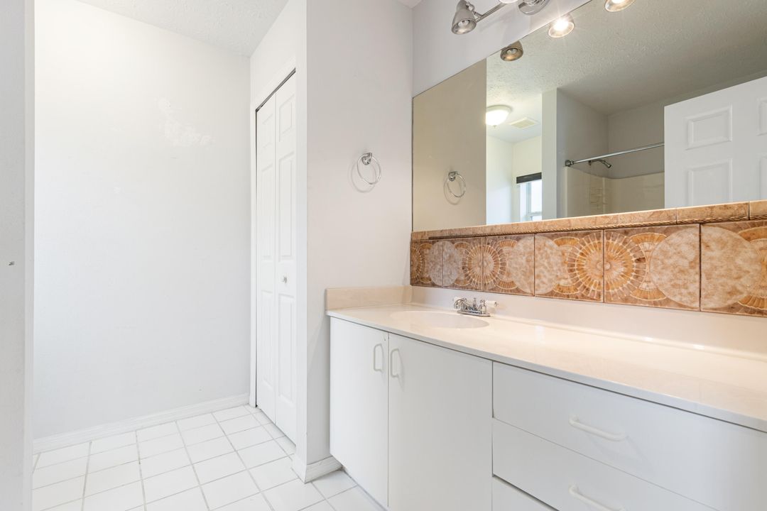 For Sale: $170,000 (3 beds, 2 baths, 1714 Square Feet)