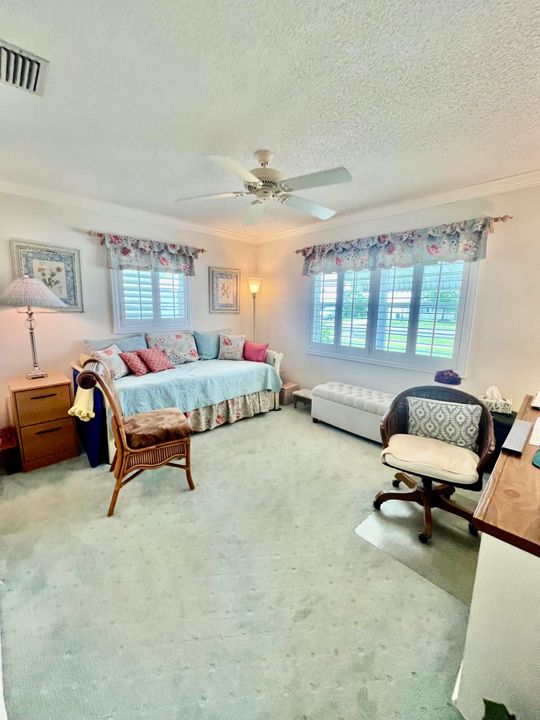 For Sale: $379,000 (2 beds, 2 baths, 1428 Square Feet)