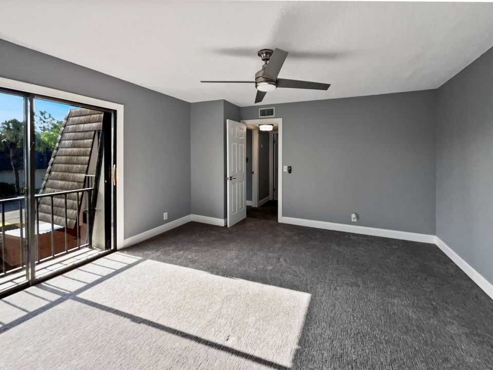 For Sale: $388,000 (2 beds, 2 baths, 1344 Square Feet)