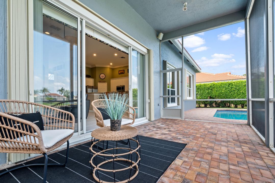 Active With Contract: $870,000 (4 beds, 2 baths, 2817 Square Feet)