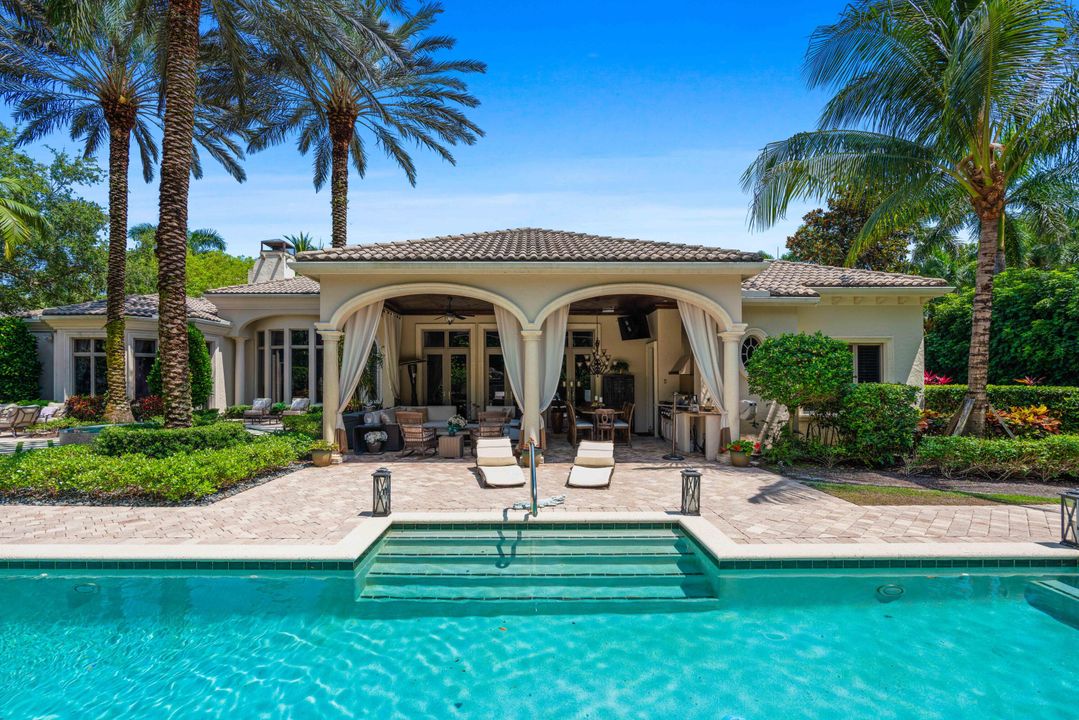 For Sale: $6,500,000 (4 beds, 4 baths, 5517 Square Feet)