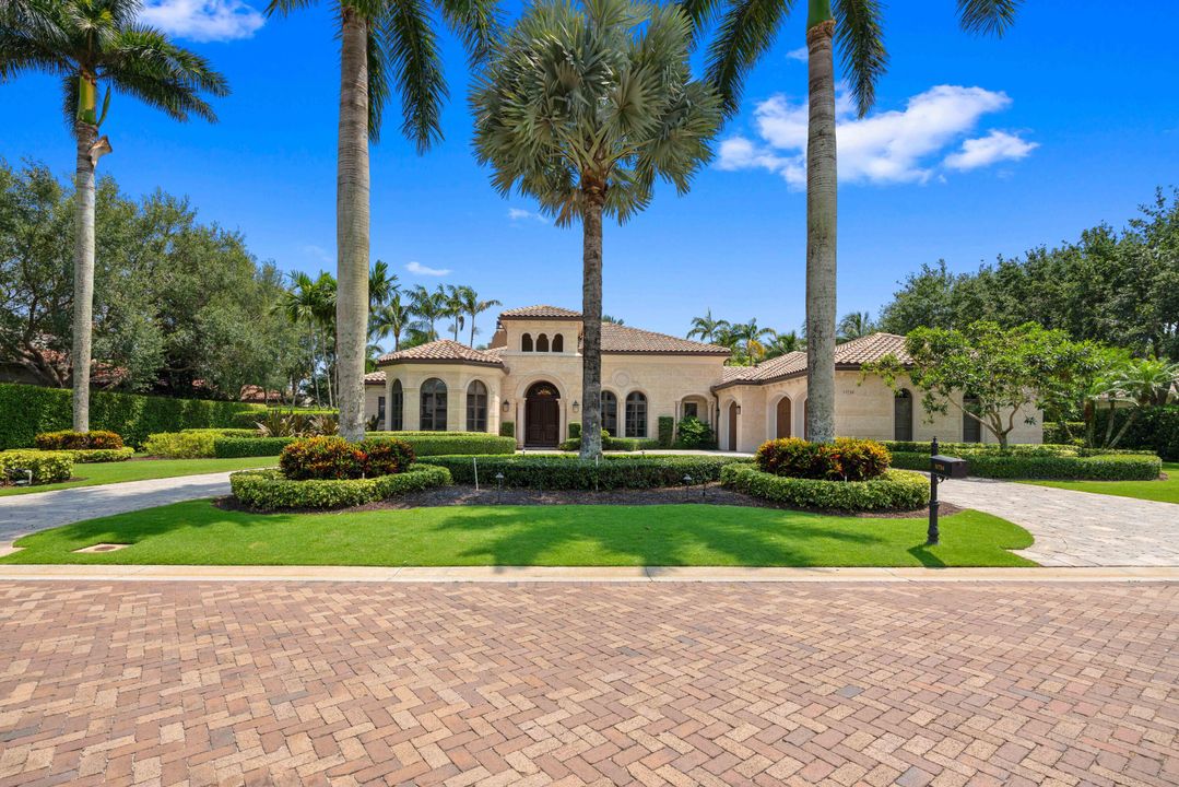 For Sale: $6,500,000 (4 beds, 4 baths, 4888 Square Feet)