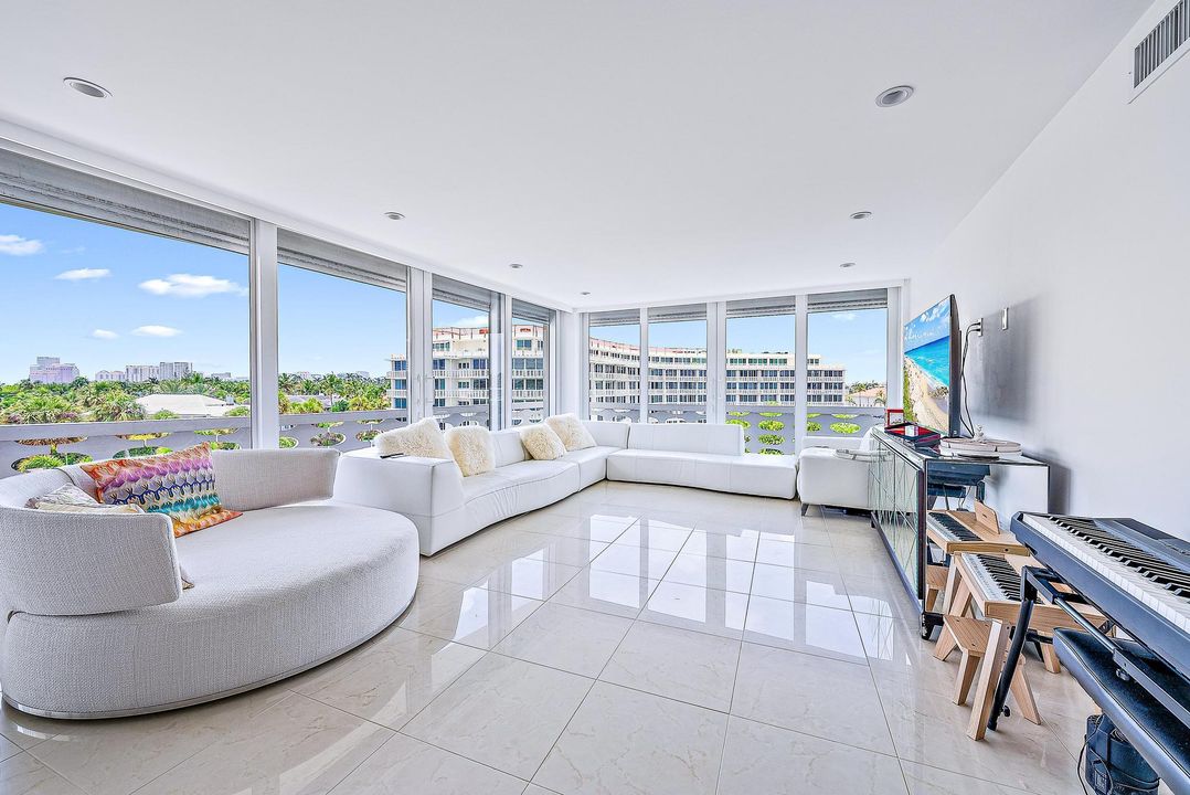 For Sale: $7,750,000 (4 beds, 4 baths, 3139 Square Feet)