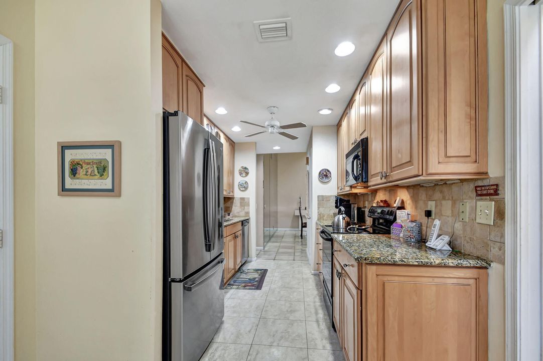 Active With Contract: $375,000 (3 beds, 2 baths, 2032 Square Feet)